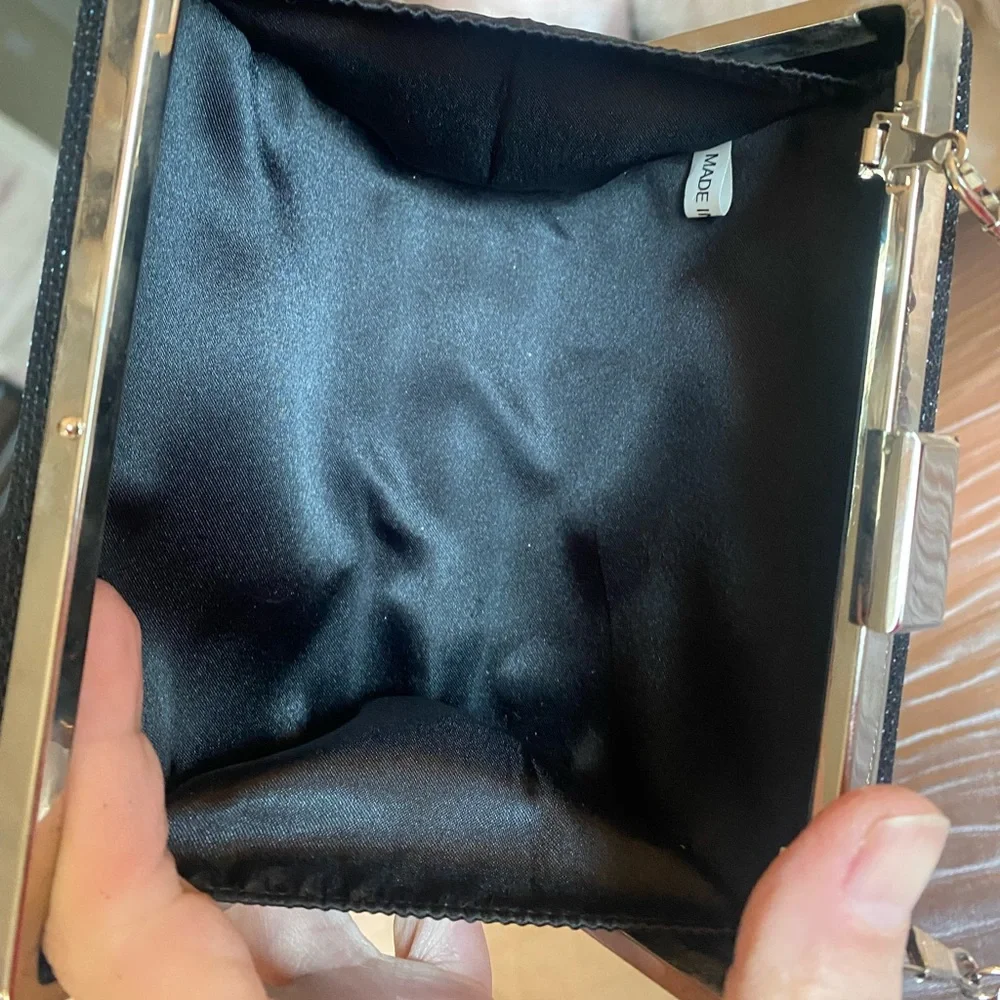 Elegant Black Chain Clutch